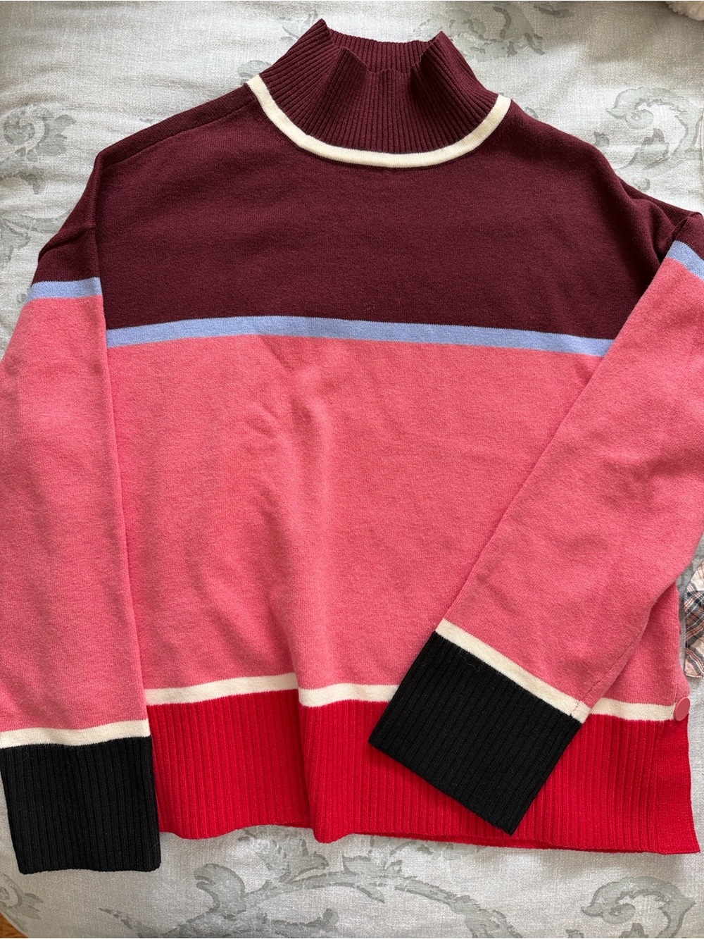Women’s Colorblock Mock Neck Sweater - Pink & Burgundy